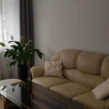 I Apartment